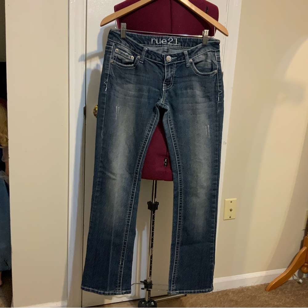 Like New Rue 21 Dark Wash Straight Leg Blue Jeans Women’s Sz 3/4